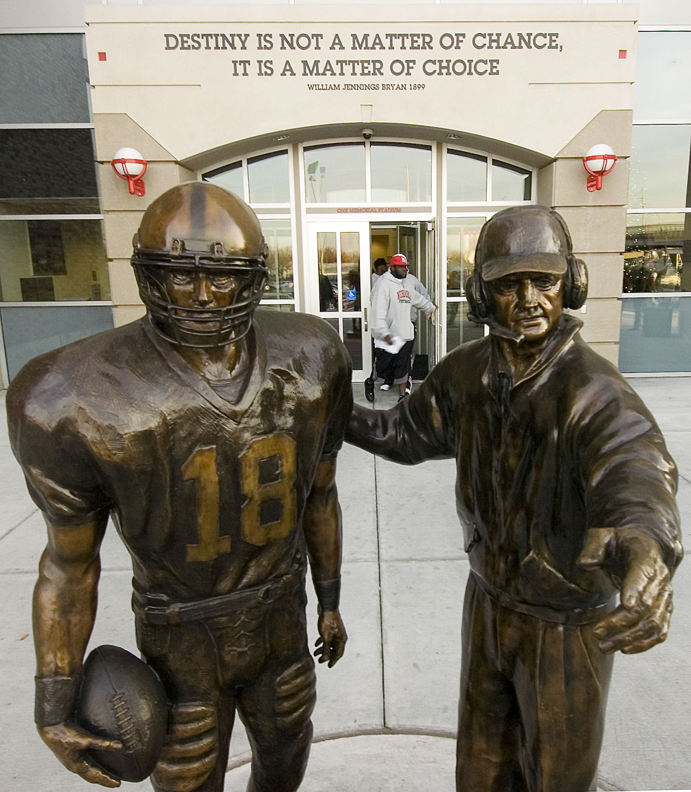 Berringer-Osborne statue